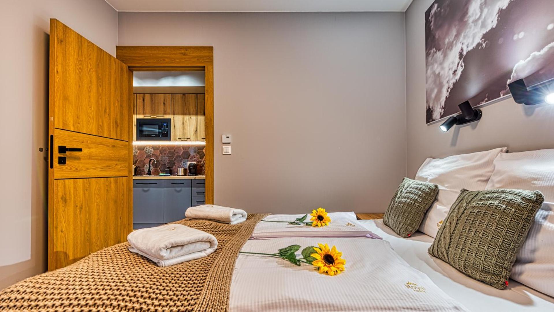 Apartamenty Z Basenem I Saunami Stone Hill Resort II Vip Centrum By Royal Aparts Szklarska Poreba Ngoại thất bức ảnh