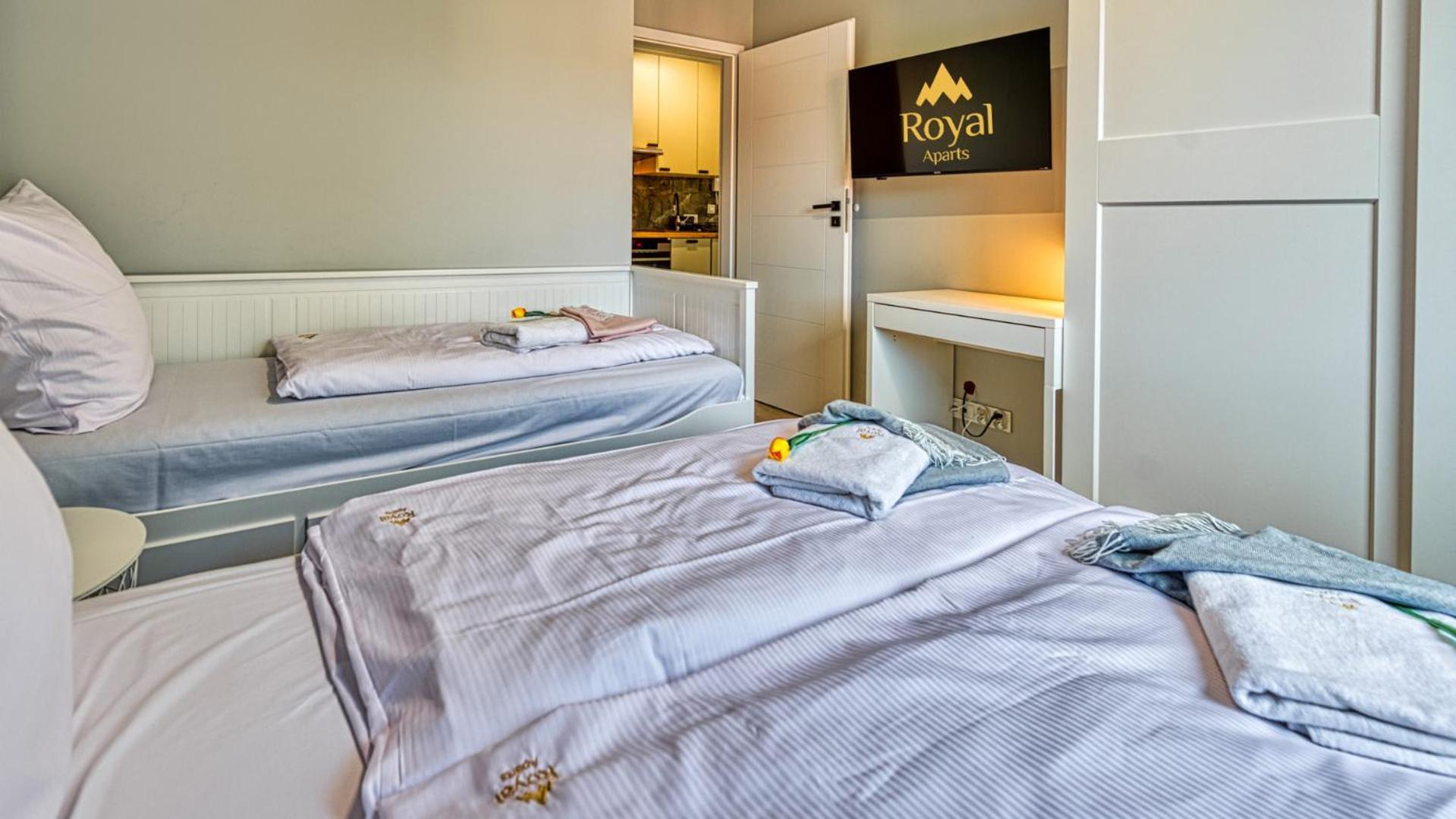 Apartamenty Z Basenem I Saunami Stone Hill Resort II Vip Centrum By Royal Aparts Szklarska Poreba Ngoại thất bức ảnh
